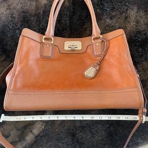 Gorgeous Cole Haan Tote/Handbag in vintage tobacco leather!